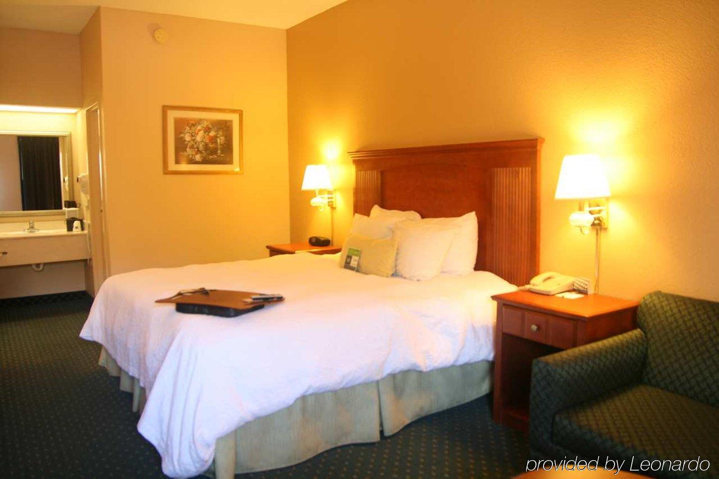 Econo Lodge Кордел Номер фото